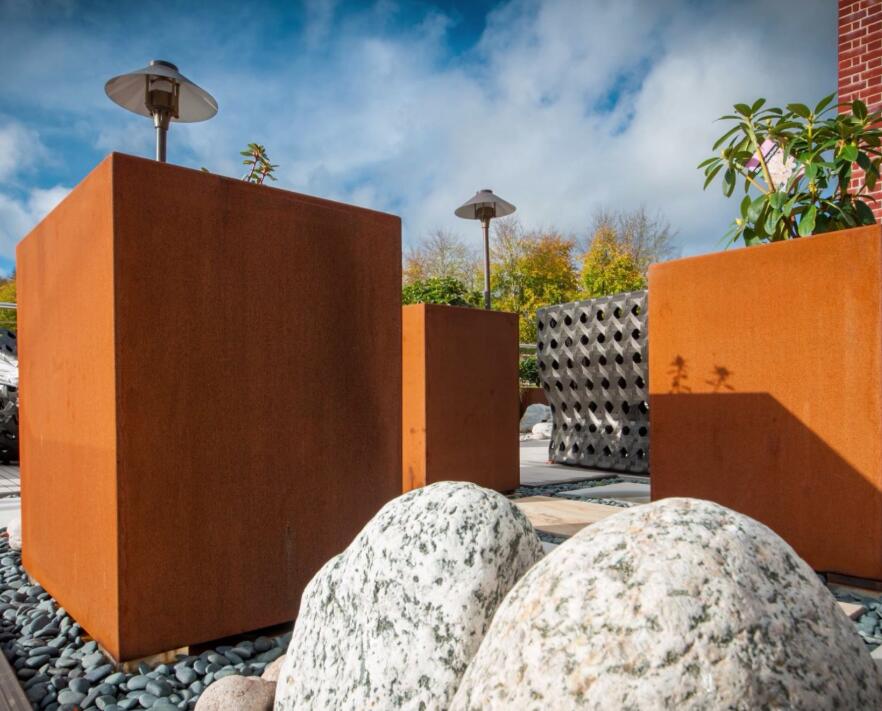 玛沁锈钢板花箱